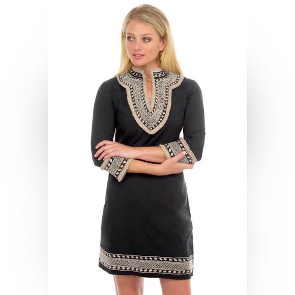 Gretchen Scott Designs Dresses & Skirts - Gretchen Scott Cotton Embroidered Mini Dress in Fringe Binge Boho Size Medium